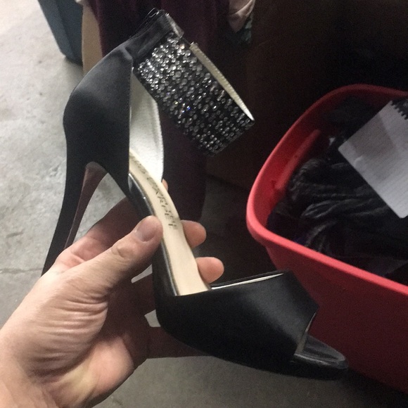 STUNNING LIVE From the red carpet heels blk - Picture 3 of 7